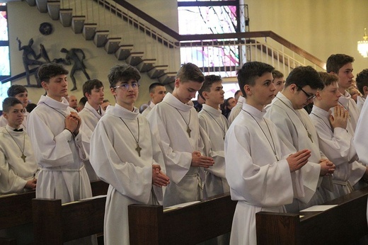 Nowi ceremoniarze i animatorzy służby liturgicznej w diecezji bielsko-żywieckiej - 2022