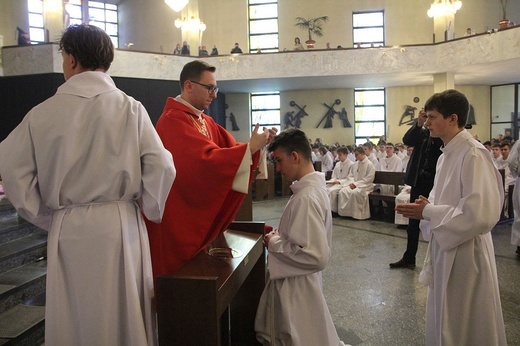 Nowi ceremoniarze i animatorzy służby liturgicznej w diecezji bielsko-żywieckiej - 2022