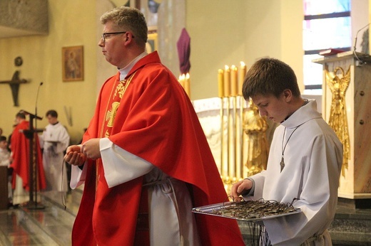 Nowi ceremoniarze i animatorzy służby liturgicznej w diecezji bielsko-żywieckiej - 2022