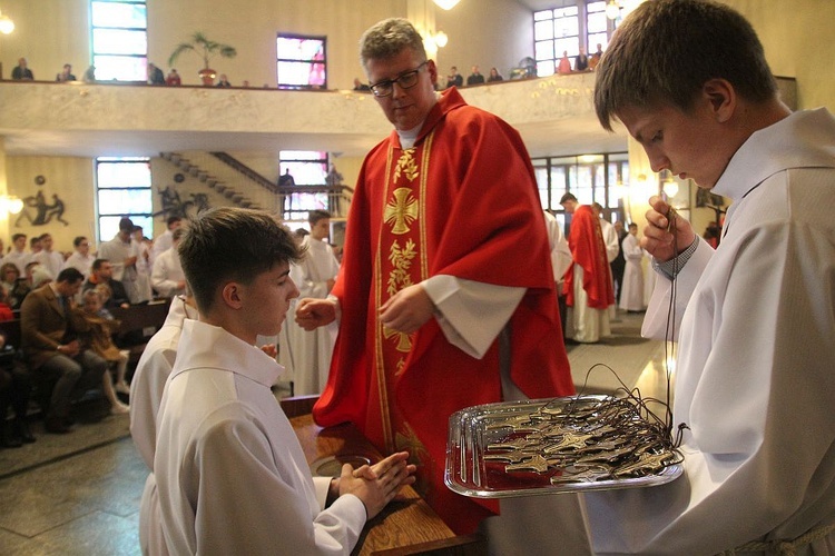 Nowi ceremoniarze i animatorzy służby liturgicznej w diecezji bielsko-żywieckiej - 2022