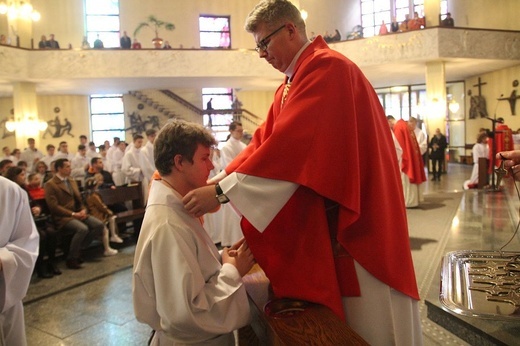 Nowi ceremoniarze i animatorzy służby liturgicznej w diecezji bielsko-żywieckiej - 2022