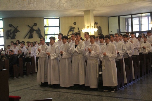 Nowi ceremoniarze i animatorzy służby liturgicznej w diecezji bielsko-żywieckiej - 2022