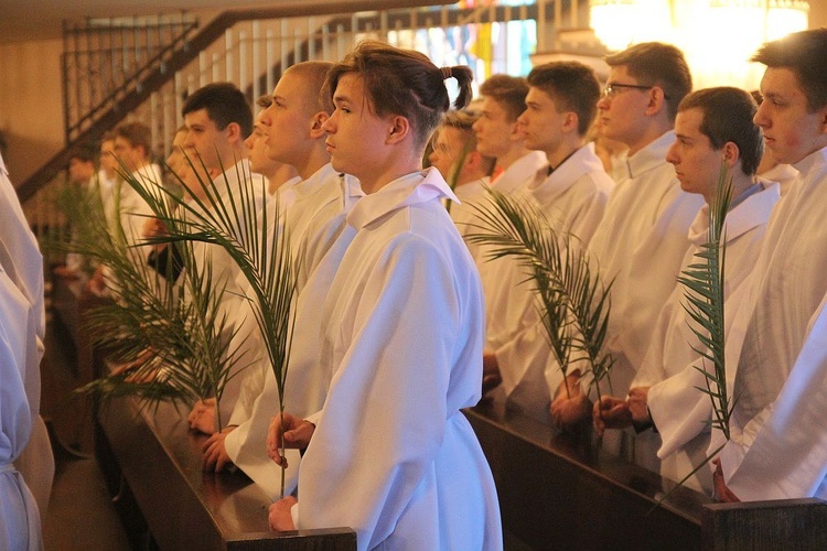 Nowi ceremoniarze i animatorzy służby liturgicznej w diecezji bielsko-żywieckiej - 2022