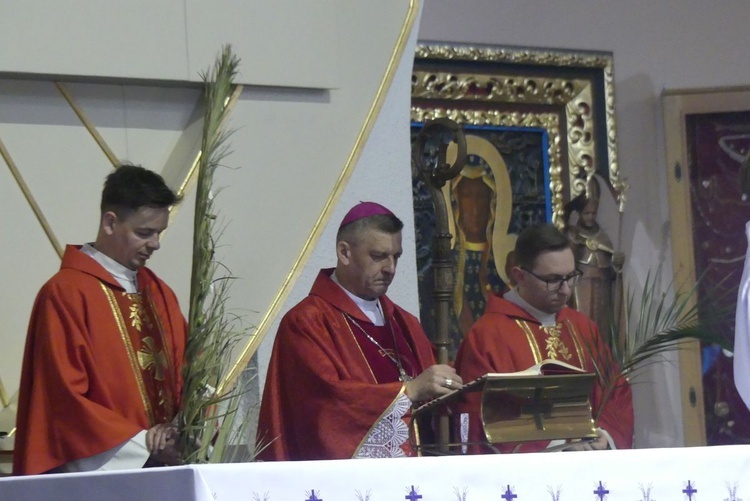 Nowi ceremoniarze i animatorzy służby liturgicznej w diecezji bielsko-żywieckiej - 2022