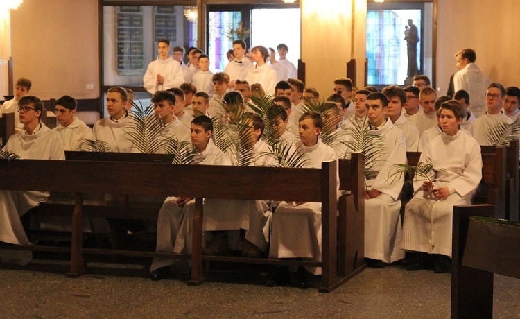 Nowi ceremoniarze i animatorzy służby liturgicznej w diecezji bielsko-żywieckiej - 2022