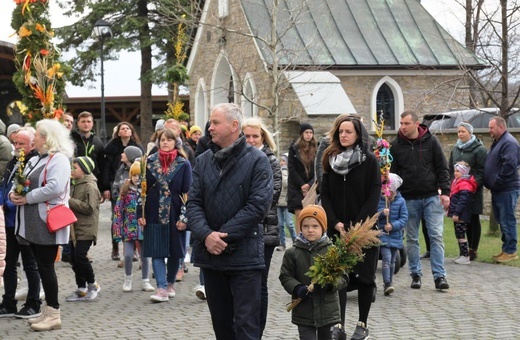 Kiermasz wielkanocny dla gości z Ukrainy w Hałcnowie