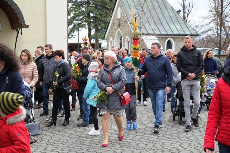 Kiermasz wielkanocny dla gości z Ukrainy w Hałcnowie