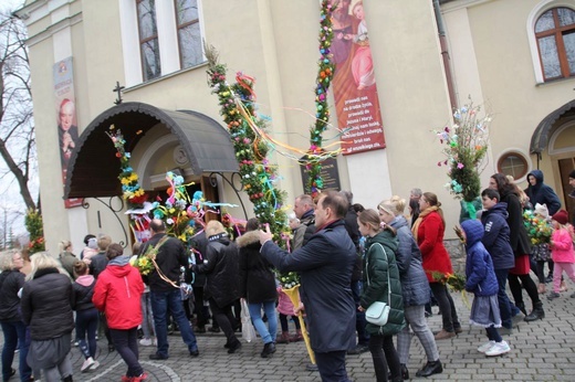 Kiermasz wielkanocny dla gości z Ukrainy w Hałcnowie