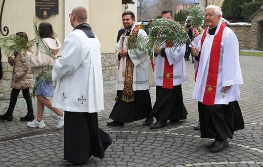 Kiermasz wielkanocny dla gości z Ukrainy w Hałcnowie