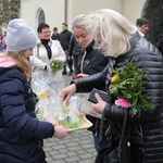 Kiermasz wielkanocny dla gości z Ukrainy w Hałcnowie