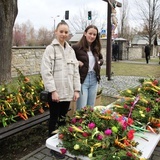 Kiermasz wielkanocny dla gości z Ukrainy w Hałcnowie