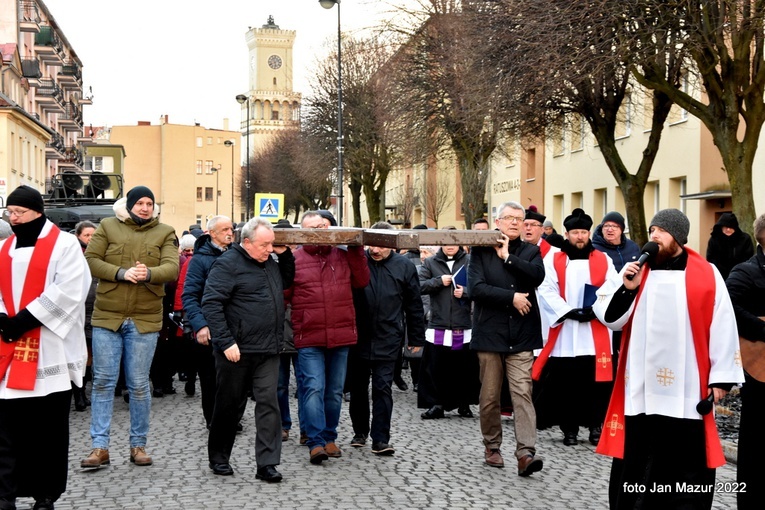 Droga Krzyżowa ulicami Żagania