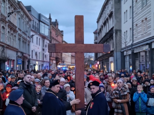 Droga Krzyżowa ulicami Gliwic