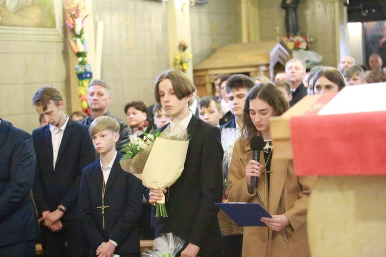 Bierzmowanie w Łososinie Górnej