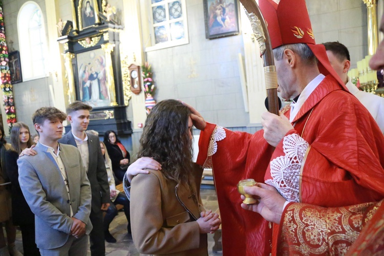 Bierzmowanie w Łososinie Górnej