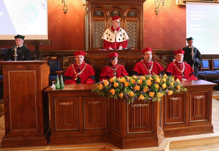 Odnowienie doktoratu prof. Antoniego Jackowskiego