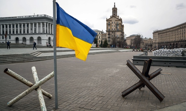 Szef MSZ Ukrainy: Potencjalna wizyta papieża na Ukrainie "promieniem światłości dla narodu ukraińskiego w tych mrocznych czasach"