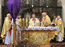 Msza Wieczerzy Pańskiej w parafiach diecezji