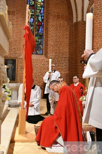 Liturgia Wielkiego Piątku w katedrze