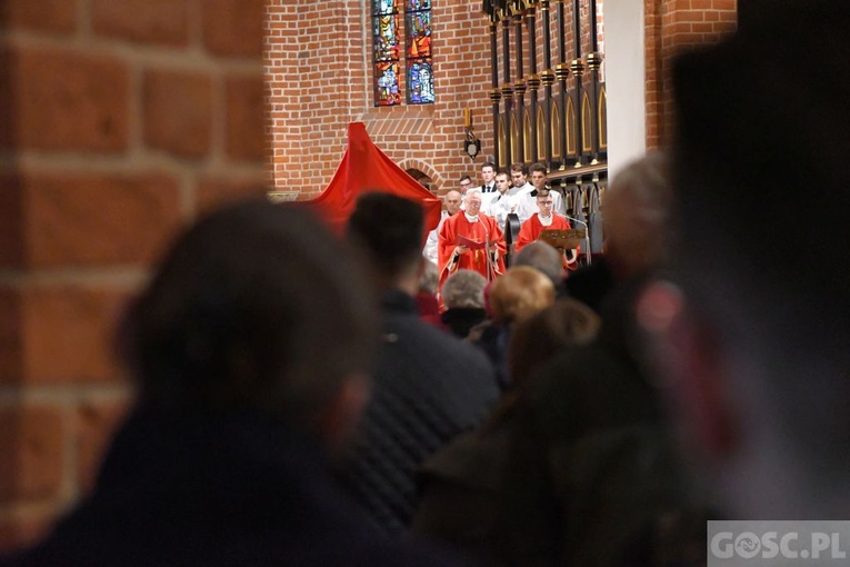 Liturgia Wielkiego Piątku w katedrze