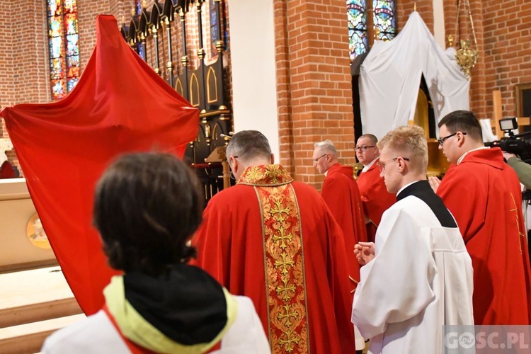 Liturgia Wielkiego Piątku w katedrze