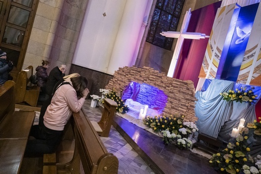 Liturgia Wielkiego Piątku cz.2