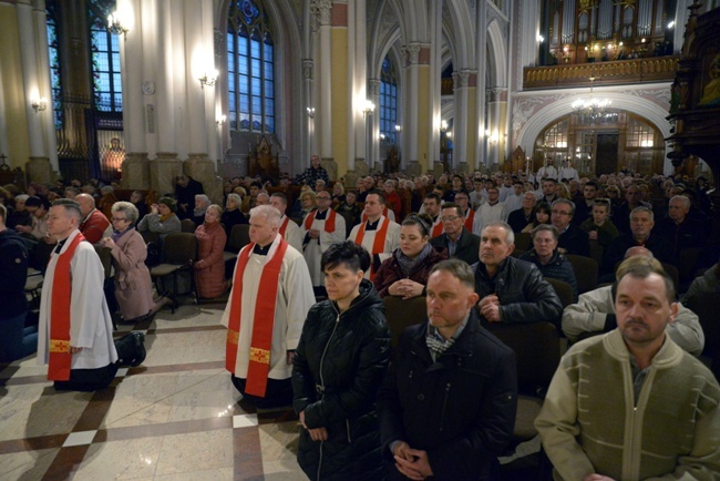 Wielki Piątek w radomskiej katedrze