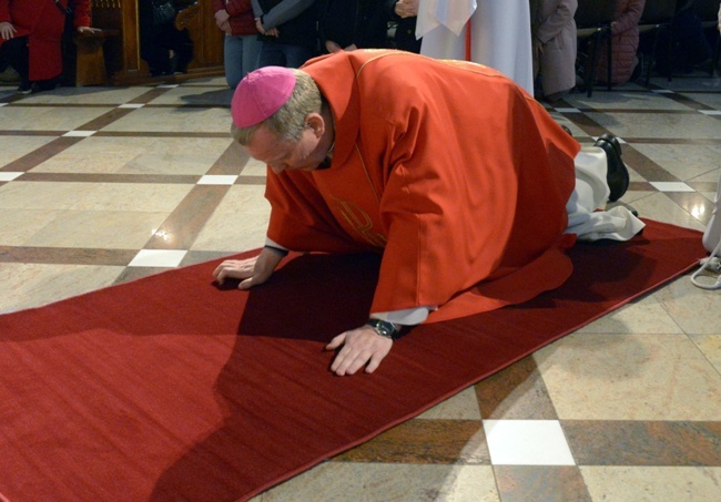 Wielki Piątek w radomskiej katedrze