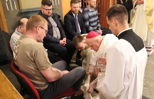 Liturgia Wielkiego Czwartku w katedrze św. Mikołaja w Bielsku-Białej - 2022