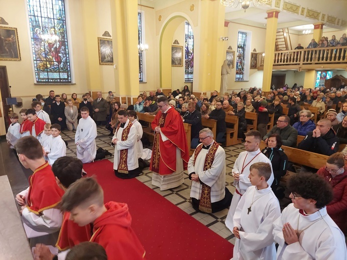 Liturgia Męki Pańskiej w parafiach diecezji