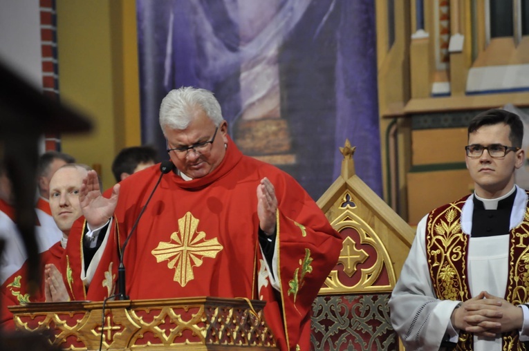 Liturgia Męki Pańskiej w parafiach diecezji