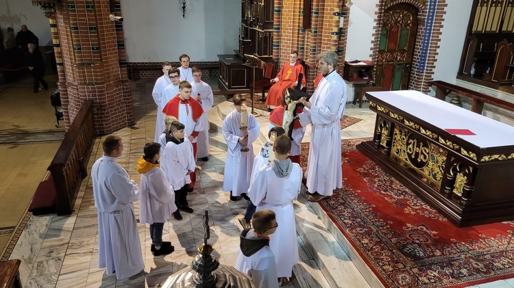 Liturgia Męki Pańskiej w parafiach diecezji