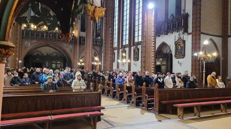 Liturgia Męki Pańskiej w parafiach diecezji