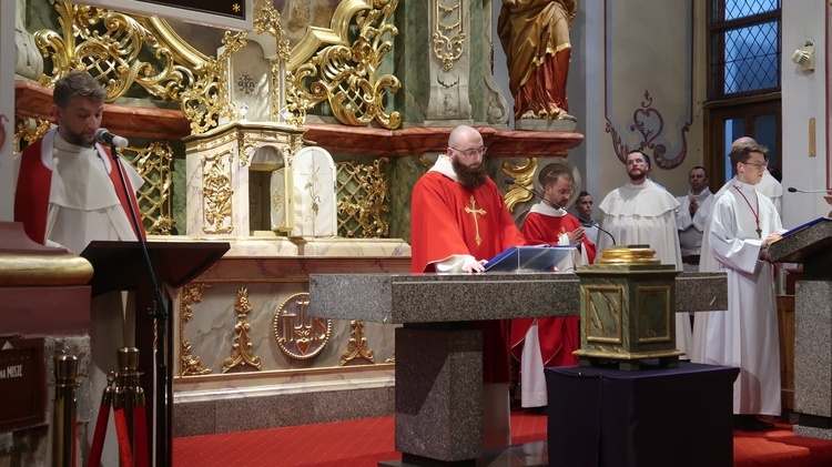 Liturgia Męki Pańskiej w parafiach diecezji