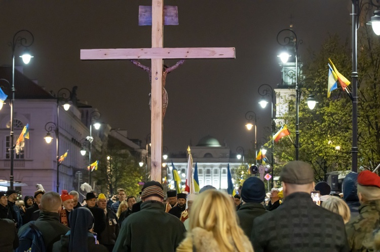 Centralna Droga Krzyżowa w intencji pokoju w Ukrainie 