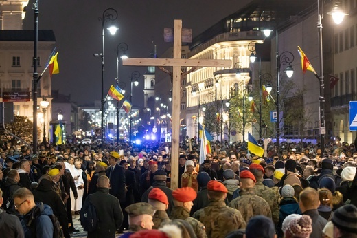 Centralna Droga Krzyżowa w intencji pokoju w Ukrainie 