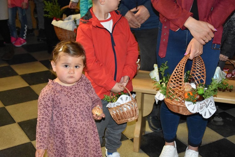 Święcenie pokarmów w Miętustwie 2022