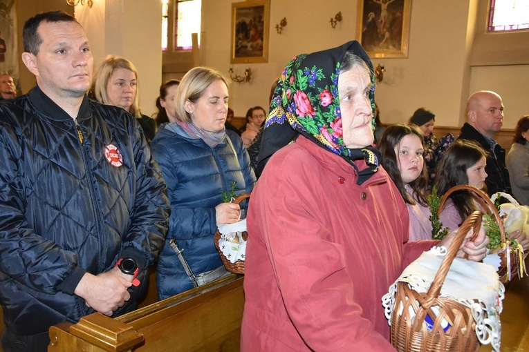 Święcenie pokarmów w Miętustwie 2022