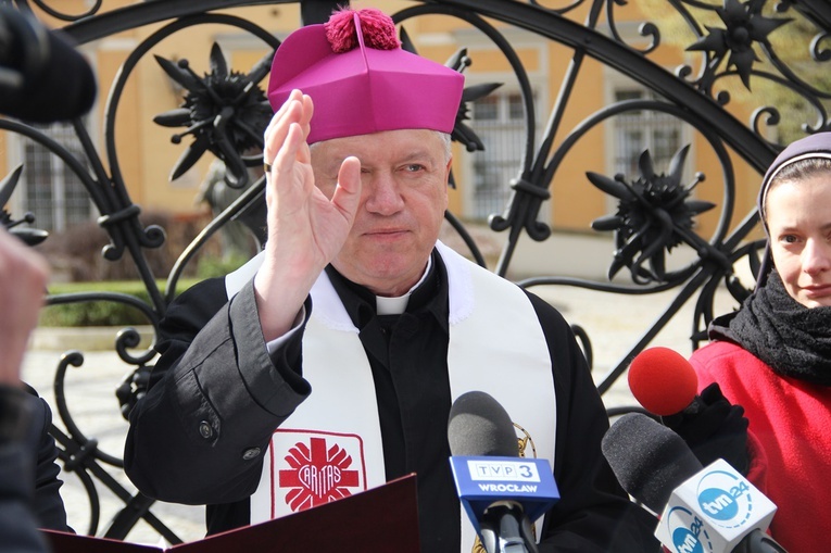 Święconka dla tysiąca ubogich