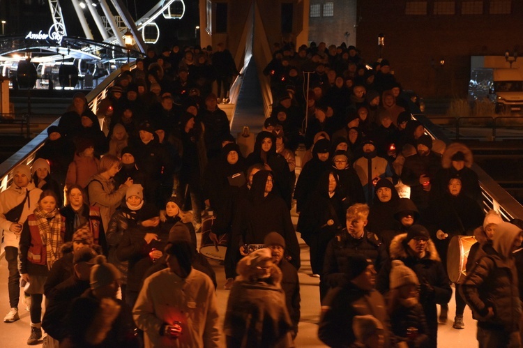 6. Nocne Misterium Krzyża