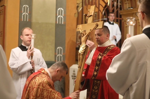 Liturgia Wielkiego Piątku w katedrze w Bielsku-Bialej - 2022