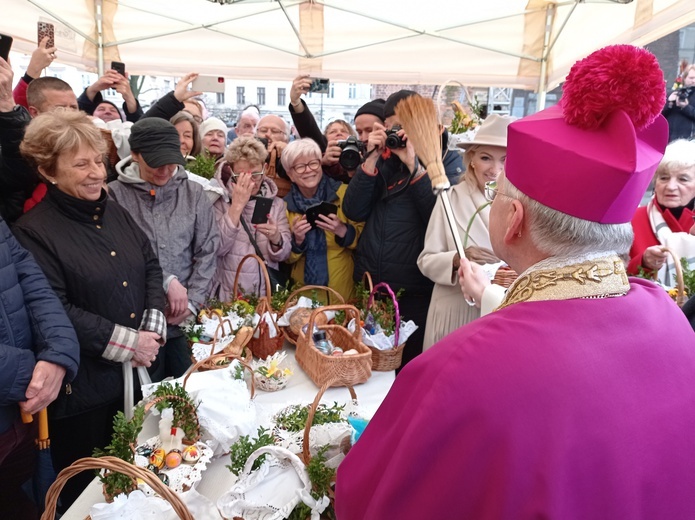 Święcenie pokarmów w pokoju Chrystusowym