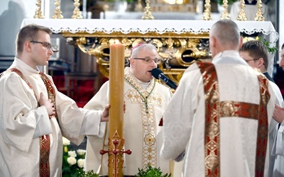 Wigilia Paschalna w świdnickiej katedrze