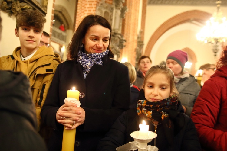 Wigilia Paschalna w legnickiej katedrze