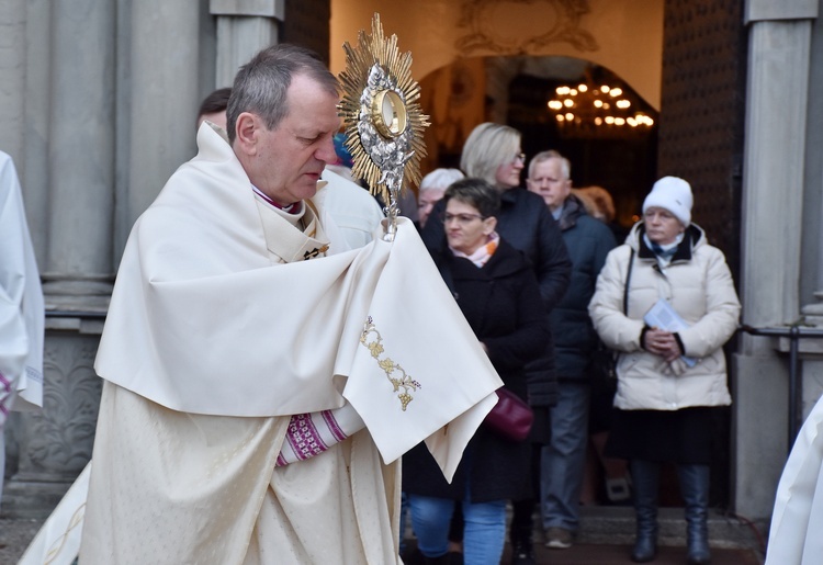 Po raz pierwszy od dwóch lat odbyła się tradycyjna procesja rezurekcyjna.