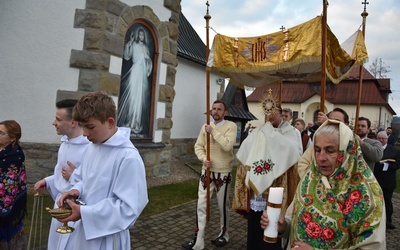 Miętustwo. Nie tylko Maria Magdalena zobaczyła pusty grób 