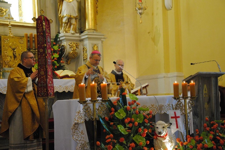 Msza św. z procesją rezurekcyjną w Głogowie