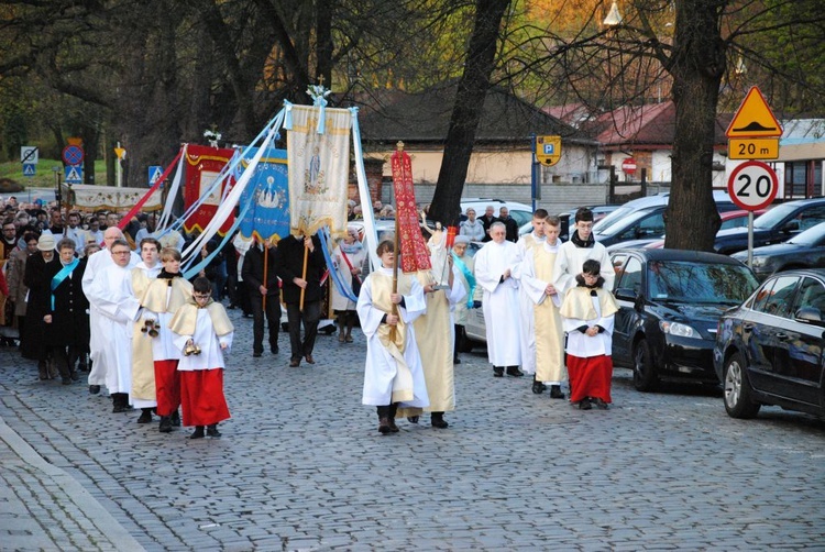 Msza św. z procesją rezurekcyjną w Głogowie