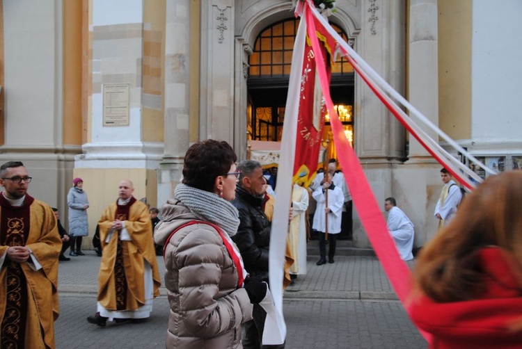 Msza św. z procesją rezurekcyjną w Głogowie