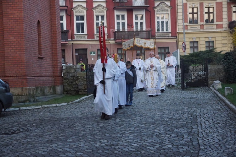 Msza w Niedzielę Zmartwychwstania Pańskiego w Wałbrzychu